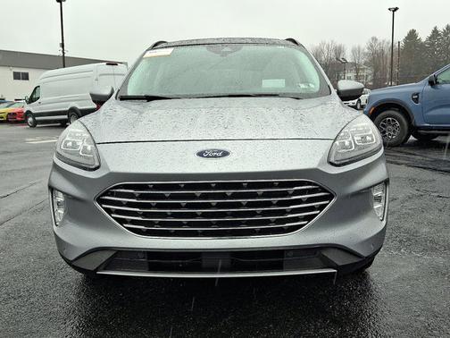 ICONIC SILVER 2021 Ford Escape TITANIUM