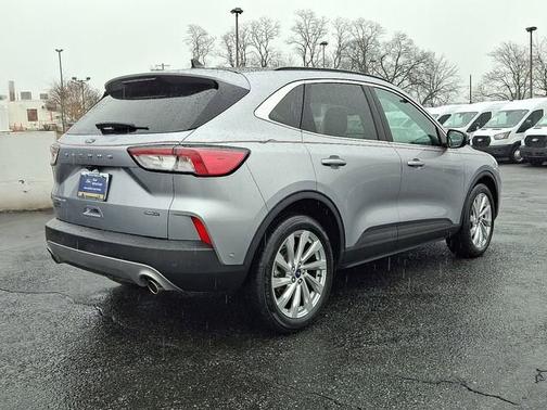 2021 Ford Escape TITANIUM