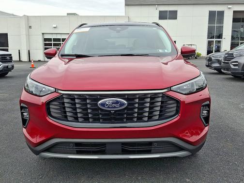 RAPID RED MET TINTED CC 2023 Ford Escape PLATINUM