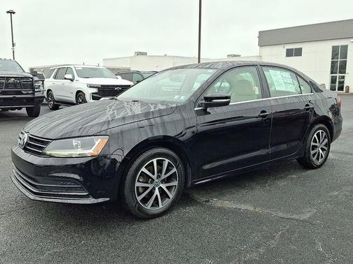 Black 2017 Volkswagen Jetta 1.4T SE