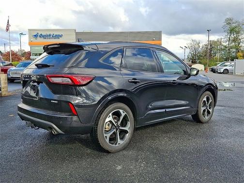 2024 Ford Escape ST-LINE SELECT
