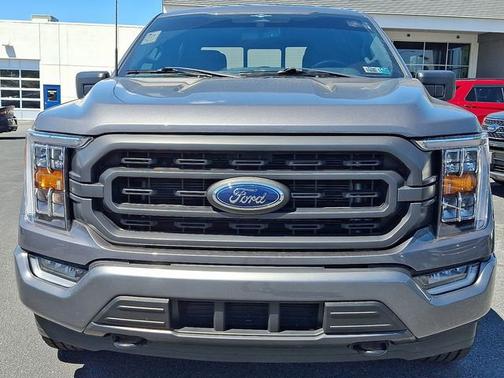 CARBONIZED GRAY METALLIC 2023 Ford F-150 XLT
