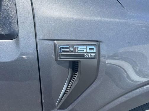 CARBONIZED GRAY METALLIC 2023 Ford F-150 XLT