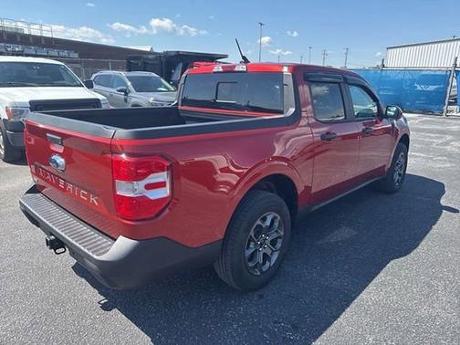 HOT PEPPER RED TC METALLIC 2023 Ford Maverick XLT