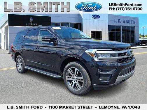 AGATE BLACK METALLIC 2022 Ford Expedition XLT