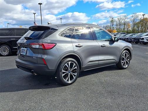 2021 Ford Escape SE