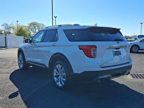 2023 Ford Explorer PLATINUM