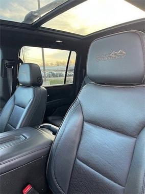 2021 Chevrolet Suburban HIGH COUNTRY
