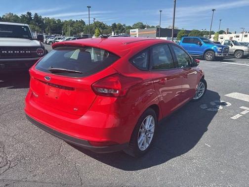 RACE RED 2017 Ford Focus SE