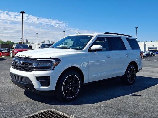 STAR WHITE MET TRI-COAT 2023 Ford Expedition LIMITED