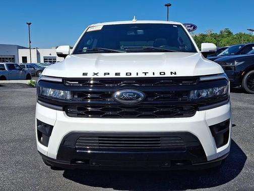 STAR WHITE MET TRI-COAT 2023 Ford Expedition LIMITED