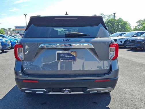 CARBONIZED GRAY METALLIC 2022 Ford Explorer XLT