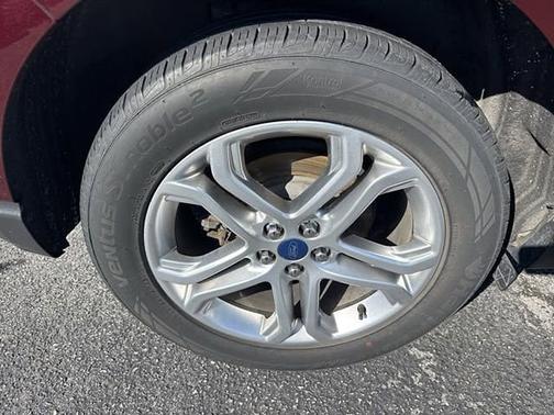 BURGUNDY VELVET MET TINT CC 2018 Ford Edge TITANIUM
