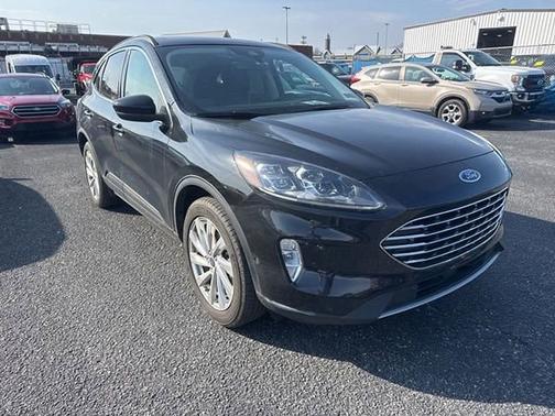 2021 Ford Escape TITANIUM