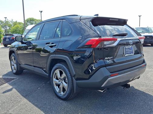 2020 Toyota RAV4 LIMITED