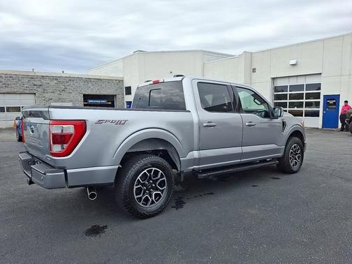 ICONIC SILVER METALLIC 2023 Ford F-150 LARIAT