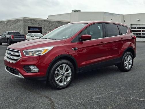 RUBY RED METALLIC TINTED CC 2019 Ford Escape SE