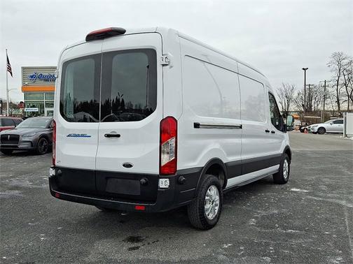 2022 Ford Transit-350 BASE