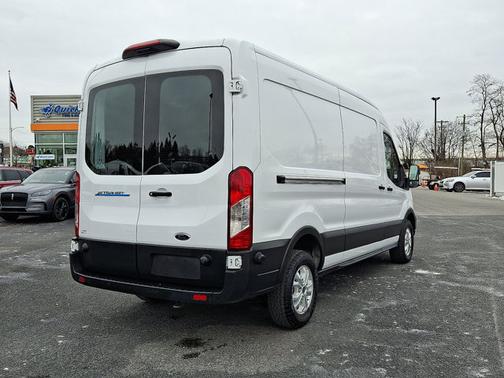 2022 Ford Transit-350 BASE