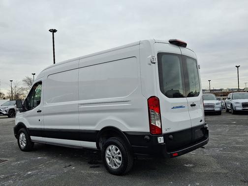 2022 Ford Transit-350 BASE