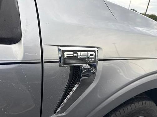 ICONIC SILVER METALLIC 2023 Ford F-150 XLT
