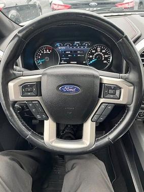 2017 Ford F-150 PLATINUM