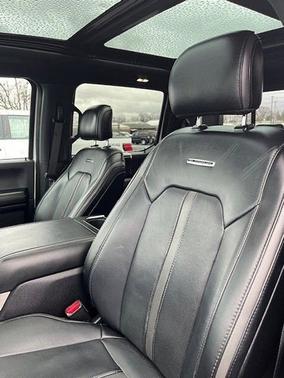 2017 Ford F-150 PLATINUM