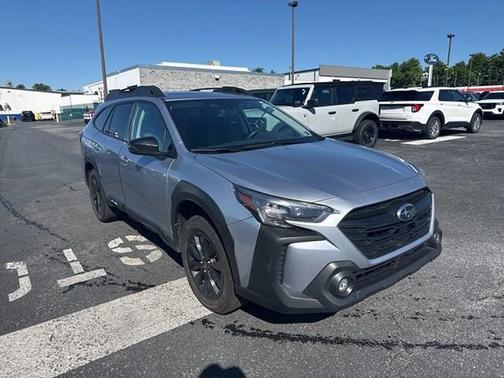 Ice Silver Metallic 2024 Subaru Outback ONYX EDITION