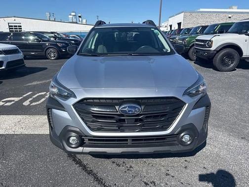 Ice Silver Metallic 2024 Subaru Outback ONYX EDITION