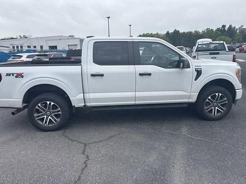 OXFORD WHITE 2022 Ford F-150 XL