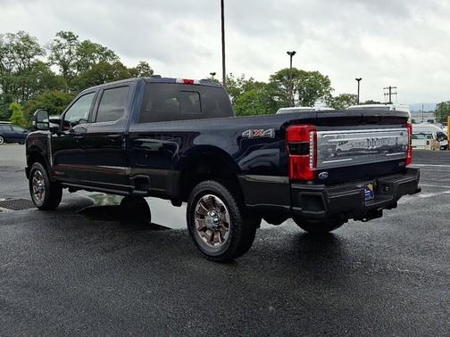 2024 Ford F-350 KING RANCH