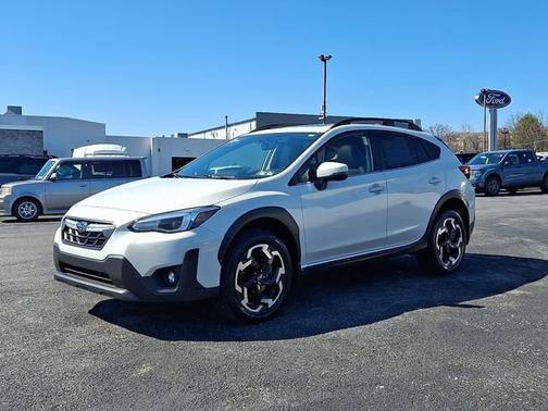 Crystal White Pearl 2023 Subaru Crosstrek LIMITED