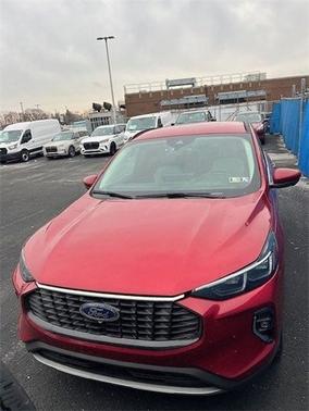 2023 Ford Escape PLATINUM