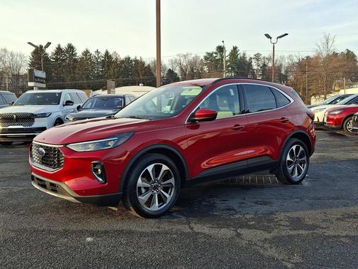 2023 Ford Escape PLATINUM