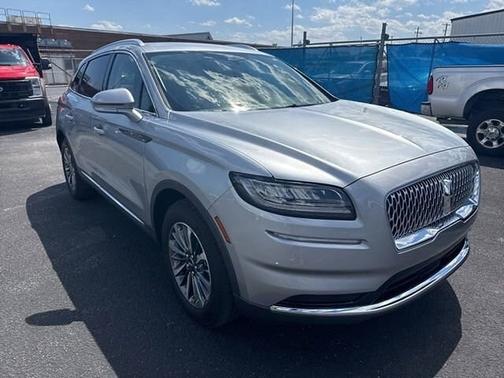 SILVER RADIANCE MET CC 2023 Lincoln Nautilus STANDARD