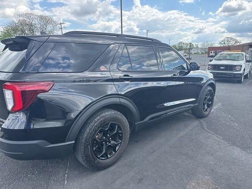 AGATE BLACK METALLIC 2022 Ford Explorer TIMBERLINE