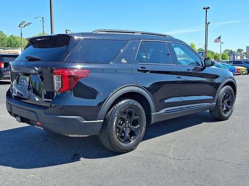AGATE BLACK METALLIC 2022 Ford Explorer TIMBERLINE