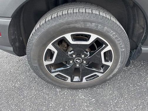 SHADOW BLACK 2021 Ford Bronco Sport OUTER BANKS