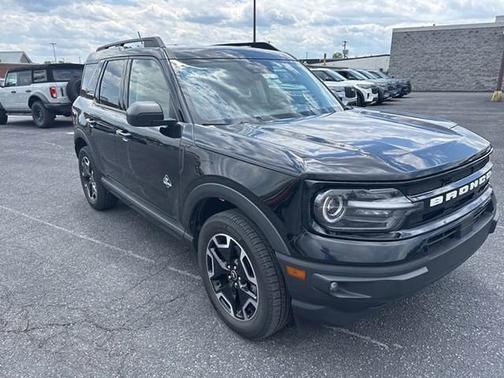 SHADOW BLACK 2021 Ford Bronco Sport OUTER BANKS