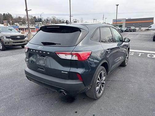 STONE BLUE METALLIC 2022 Ford Escape SE