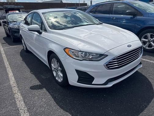 OXFORD WHITE 2020 Ford Fusion SE