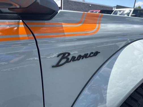 CACTUS GRAY 2021 Ford Bronco OUTER BANKS