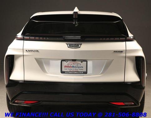 Crystal White Tricoat 2024 Cadillac LYRIQ V