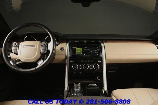 Loire Blue Metallic 2017 Land Rover Discovery HSE
