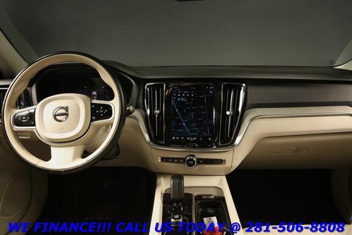 2023 Volvo S60 B5 Plus Dark Theme