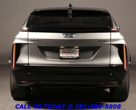 Argent Silver Metallic 2024 Cadillac LYRIQ Tech
