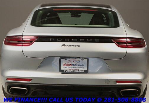 2019 Porsche Panamera 4