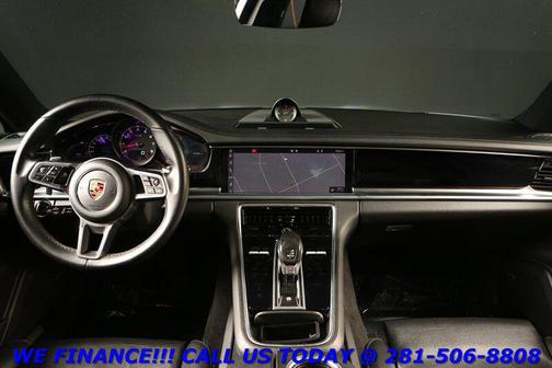 2019 Porsche Panamera 4