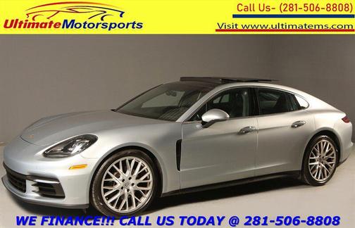 2019 Porsche Panamera 4