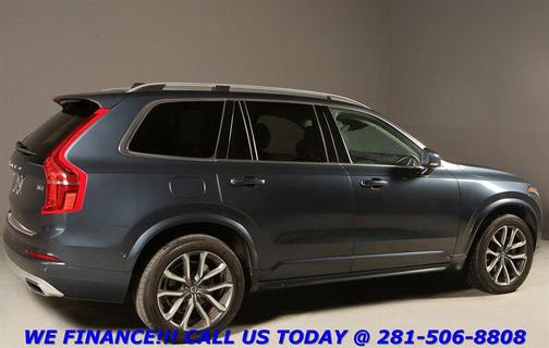 2018 Volvo XC90 T6 Momentum